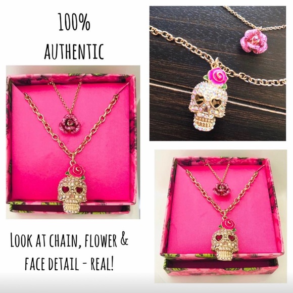 Betsey Johnson Counterfeit Fake Mermaid Skulls Dog - Picture 2 of 8